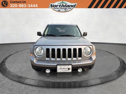 Used 2015 Jeep Patriot Sport w/ Power Value Group FWD image 2