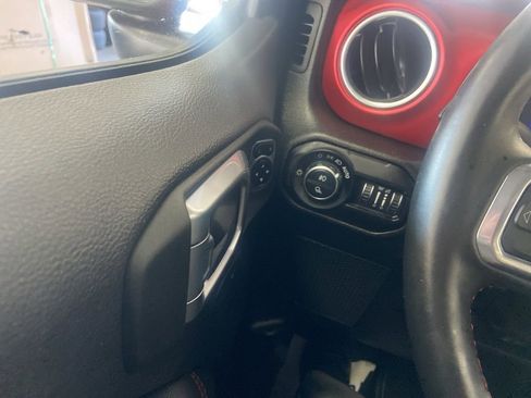 Used 2022 Jeep Gladiator Rubicon w/ LED Lighting Group image 34