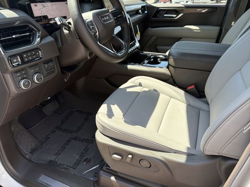 New 2026 GMC Yukon Elevation w/ Elevation Premium Package image 10