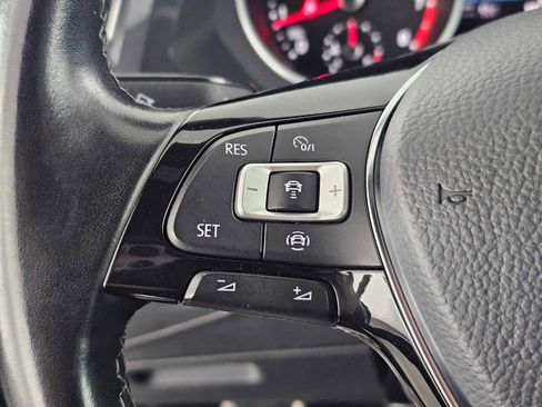 Used 2021 Volkswagen Tiguan SE R-Line image 27