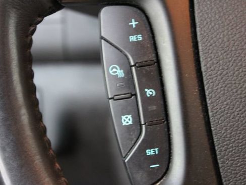 Used 2017 Buick Enclave Leather AWD/4WD image 16