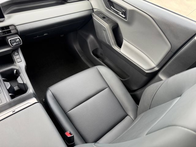Used 2026 Toyota RAV4 AWD image 22