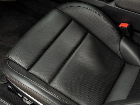 Certified 2022 Porsche 911 Carrera GTS image 25