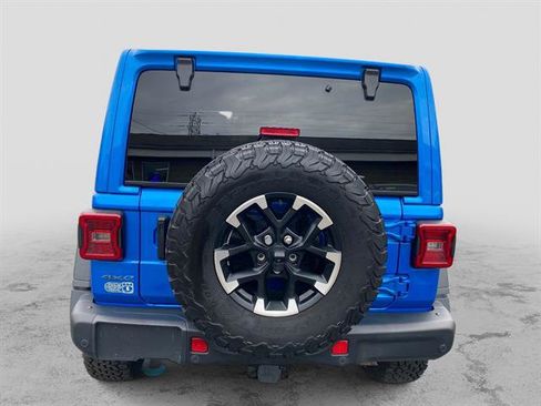 Used 2024 Jeep Wrangler Unlimited Rubicon 4xe w/ Capability Package image 4