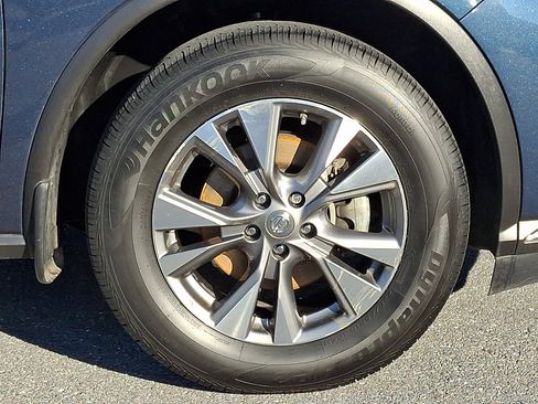 Used 2017 Nissan Murano S w/ Navigation Package image 9