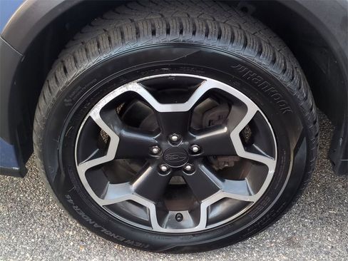 Used 2015 Subaru Crosstrek 2.0i Limited image 10