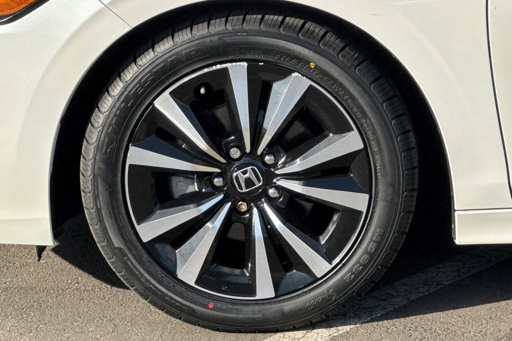 Certified 2024 Honda Civic EX image 25