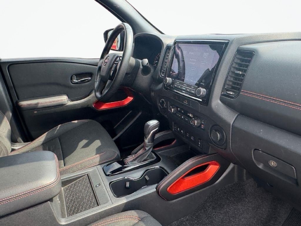 Used 2022 Nissan Frontier PRO-4X AWD/4WD image 27