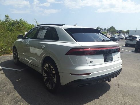 Used 2025 Audi Q8 Prestige AWD/4WD image 5