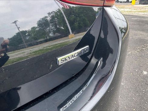 Used 2020 MAZDA MAZDA3 Sedan w/ Select Package FWD image 8