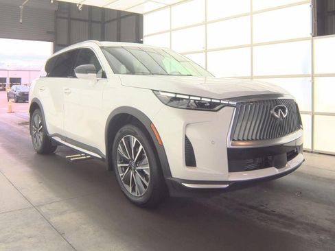 Certified 2026 INFINITI QX60 Luxe w/ Cargo Package AWD/4WD image 3