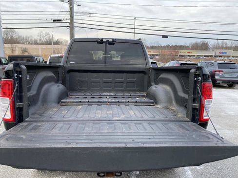 Certified 2022 RAM 2500 Big Horn w/ Level A Equipment Group image 5
