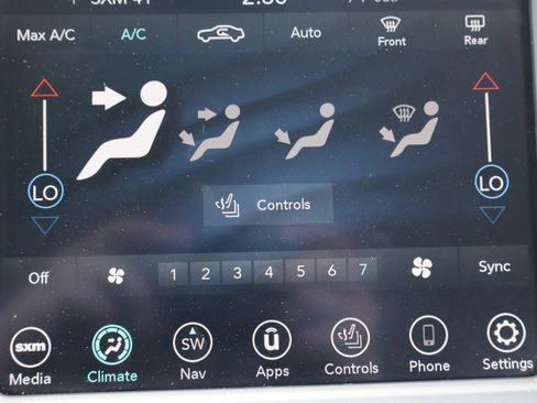 Used 2023 Chrysler 300 Touring L image 22