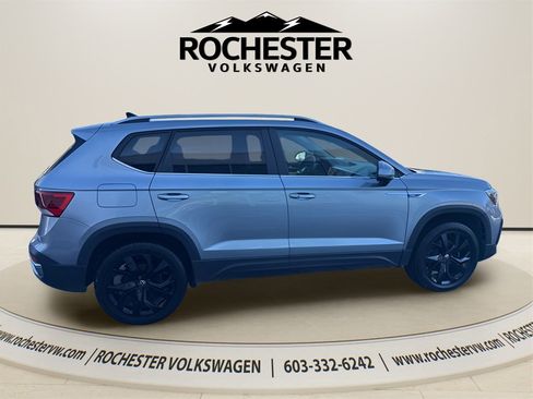 Used 2022 Volkswagen Taos SE image 7