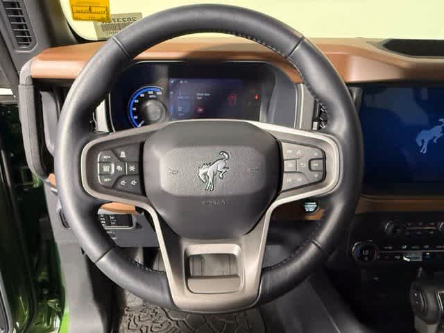 Used 2024 Ford Bronco Outer Banks AWD/4WD image 19