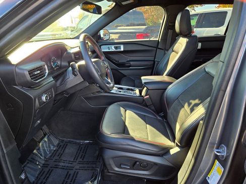 Certified 2022 Ford Explorer ST-Line image 22