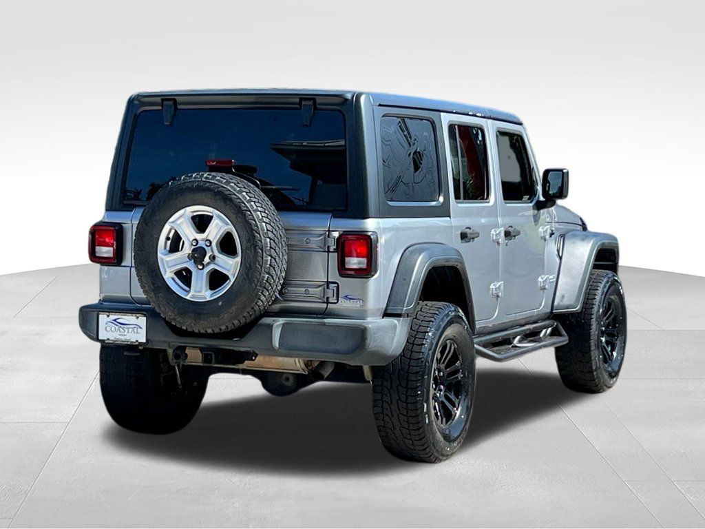 Used 2018 Jeep Wrangler Unlimited Sport S AWD/4WD image 10