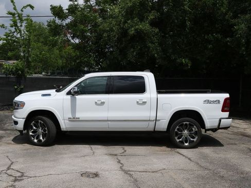 Used 2024 RAM 1500 Limited image 2