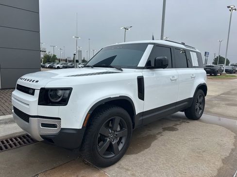Used 2025 Land Rover Defender 110 S AWD/4WD image 1