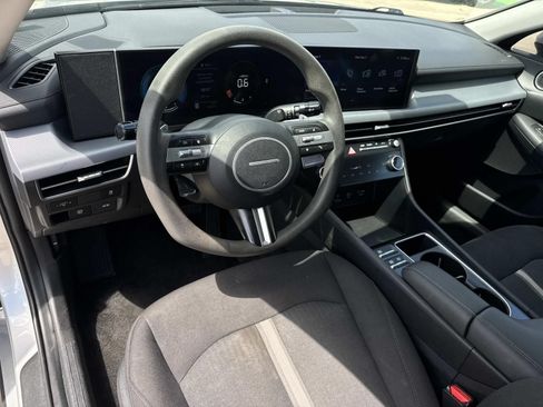 Used 2025 Hyundai Sonata SEL FWD image 17