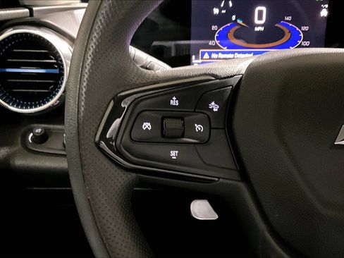Used 2025 Chevrolet Trax LT image 19