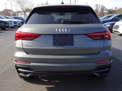 Certified 2022 Audi Q3 2.0T Premium Plus w/ Premium Plus Package image 4