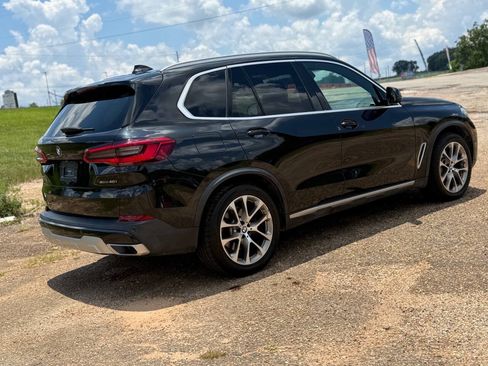Used 2019 BMW X5 xDrive40i w/ Convenience Package AWD/4WD image 5