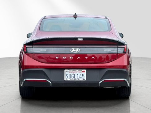 Used 2025 Hyundai Sonata SE FWD image 5