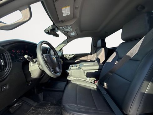 Certified 2025 Chevrolet Silverado 2500 W/T w/ WT Convenience Package image 9