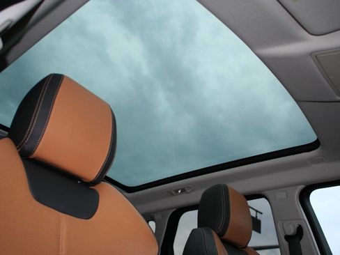 Used 2016 Land Rover Range Rover Evoque HSE Dynamic image 24