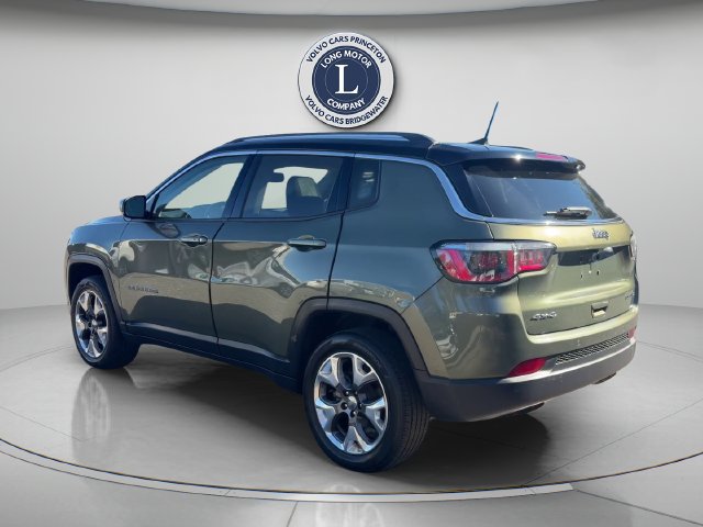 Used 2018 Jeep Compass Limited w/ Safe & Security Group AWD/4WD image 4