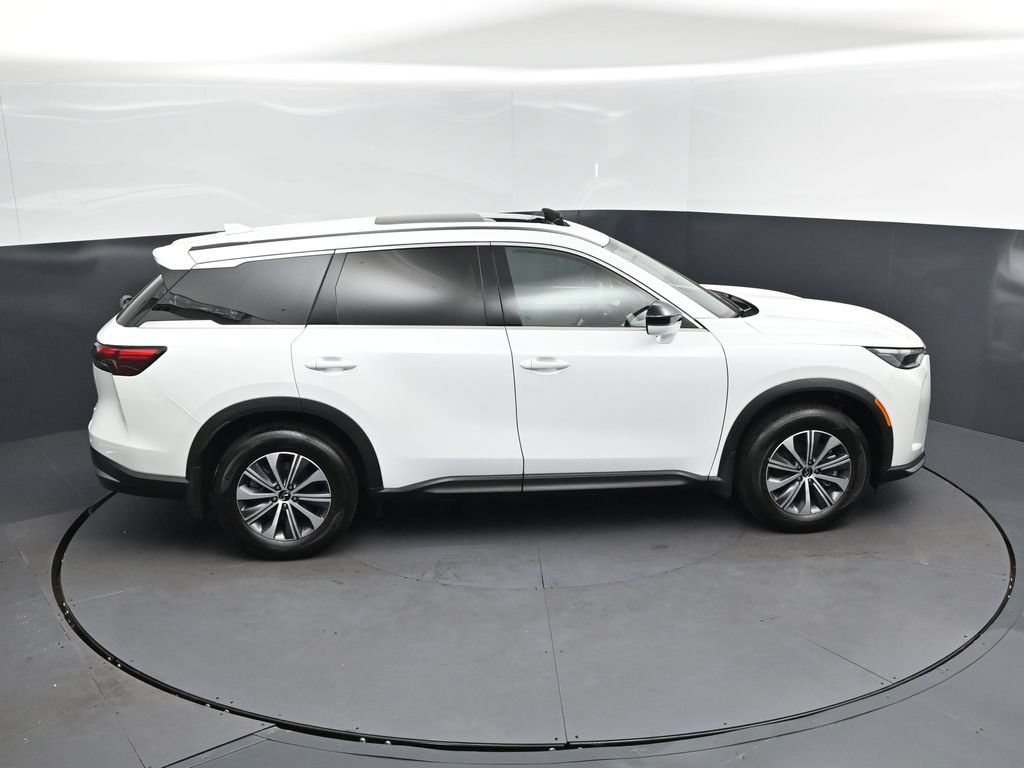 Used 2026 INFINITI QX60 Pure w/ Cargo Package FWD image 36