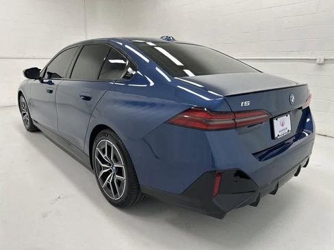 Used 2024 BMW i5 M60 w/ Premium Package image 6