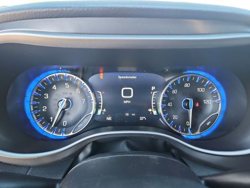 New 2026 Chrysler Pacifica Select w/ S Appearance Package image 11