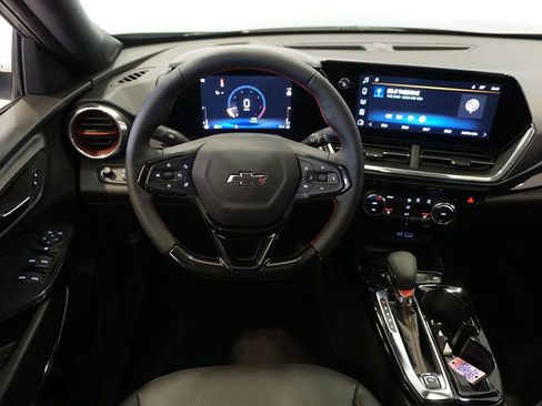 New 2026 Chevrolet Trax RS w/ Sunroof Package image 13