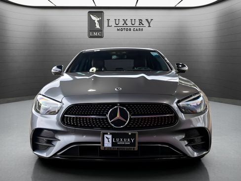 Used 2022 Mercedes-Benz E 450 4MATIC Sedan w/ Driver Assistance Package image 3
