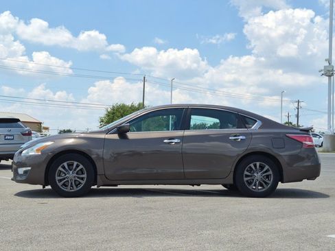 Used 2015 Nissan Altima 2.5 S w/ Special Edition Package FWD image 8