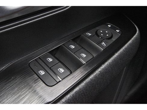 Certified 2025 Nissan Kicks SV w/ Interior Electronics Package FWD image 23