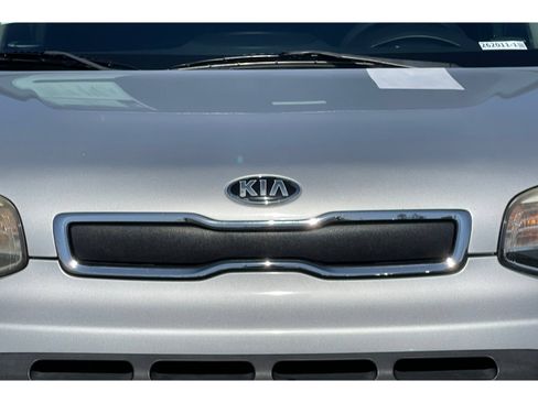 Used 2016 Kia Soul FWD image 13