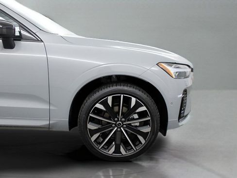 New 2026 Volvo XC60 B5 Ultra w/ Protection Package Premier image 33