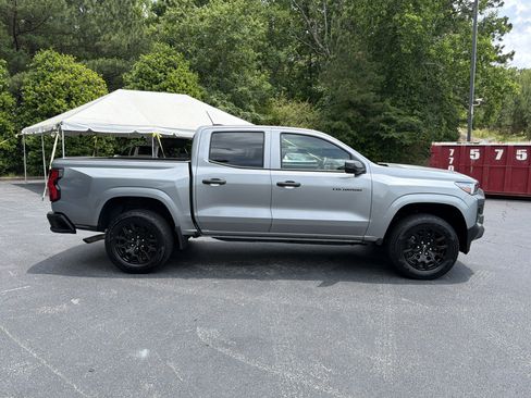 Used 2026 Chevrolet Colorado W/T w/ WT Custom Package RWD image 4