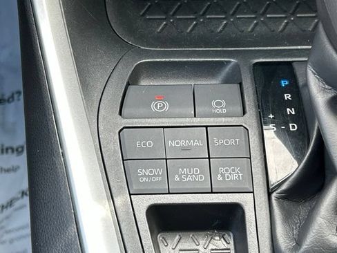 Used 2019 Toyota RAV4 XLE w/ Convenience Package AWD/4WD image 39