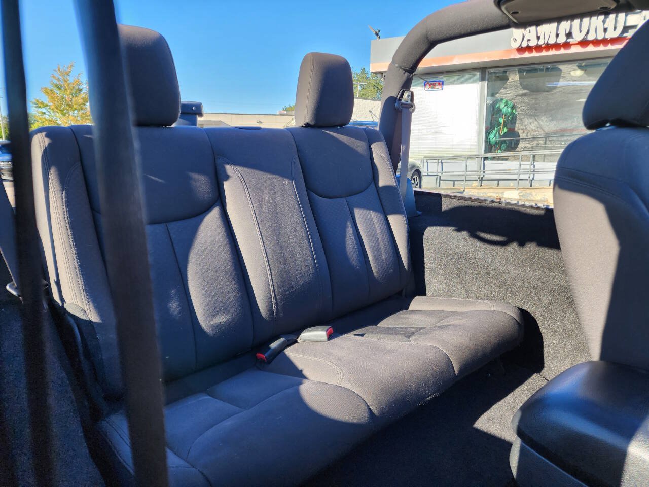 Used 2016 Jeep Wrangler Sport AWD/4WD image 22