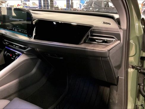 Certified 2025 Audi Q5 Premium Plus w/ Premium Plus image 16