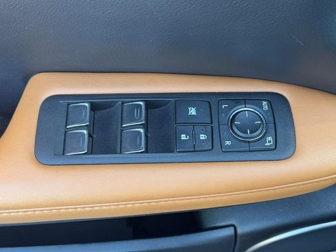 Used 2022 Lexus RX 450h AWD w/ Luxury Package image 21