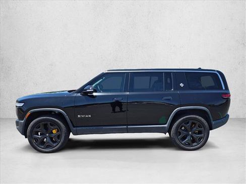 Used 2023 Rivian R1S Adventure AWD/4WD image 9