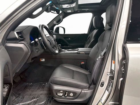 New 2025 Lexus LX 600 4WD w/ Premium Package image 4