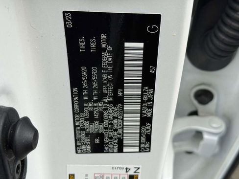 Used 2023 Lexus LX 600 Premium w/ Mark Levinson image 34