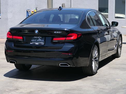 Used 2023 BMW 530i w/ Convenience Package RWD image 3