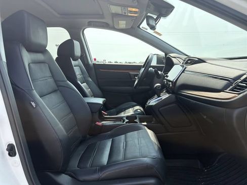 Used 2018 Honda CR-V Touring image 14